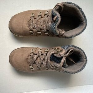 Skechers synergy woman water repellant winter/hiking boots